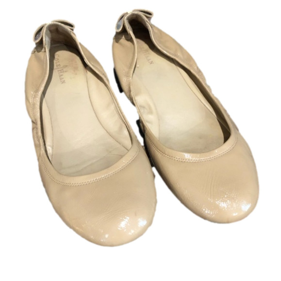 Cole Haan Manhattan ballet flats with back bow. Waterproof. Nude color. Size 9.5 - Picture 1 of 5